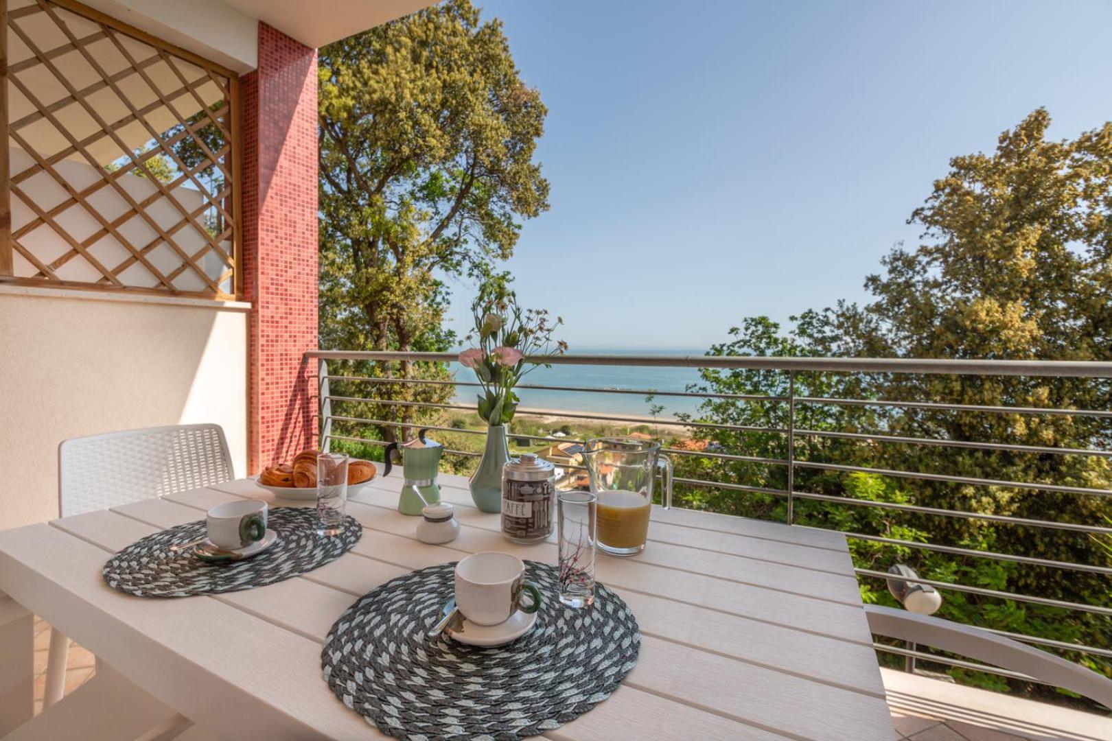 Abruzzodamare Amazing Apartments With Romantic Sea View Francavilla Al Mare Εξωτερικό φωτογραφία